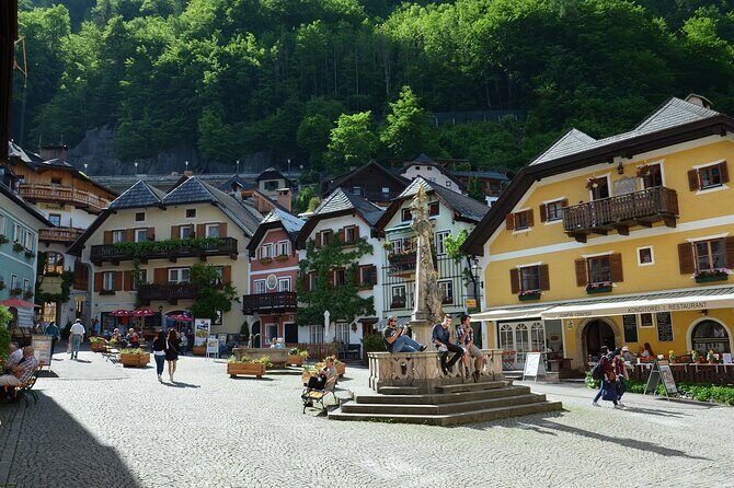Private Day Trip from Munich to Eagle's Nest and Hallstatt - Who should book this private day trip