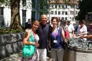 Private Munich Old Town Walking Tour - Frauenkirche: the landmark you should recognize instantly