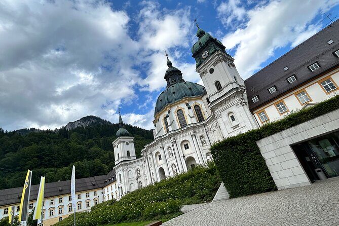 Private Neuschwanstein castle tour from Oberammergau village - Timing and transfers from Oberammergau: how the day stays manageable