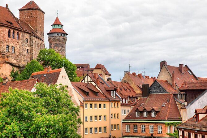PRIVATE Nuremberg Old Town Walking Tour - Entering Old Town from Frauentorturm: the walk is set up to make sense