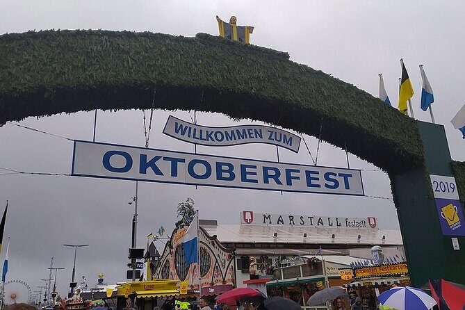 Private Oktoberfest: Lunch, Beer & Bavarian Gemütlichkeit - Marienplatz at 11:00, then straight to the Wiesn