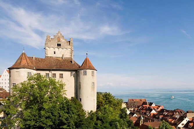 Private Tour around Lake Constance in just one day including pick up from any hotel - Stop 2 and 3: Burg Meersburg + Neues Schloss Outside Views
