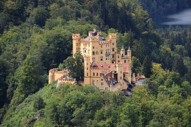 Private Tour at Neuschwanstein And Linderhof Palaces From Munich - Schloss Linderhof: the smaller, completed palace and its Versailles vibe