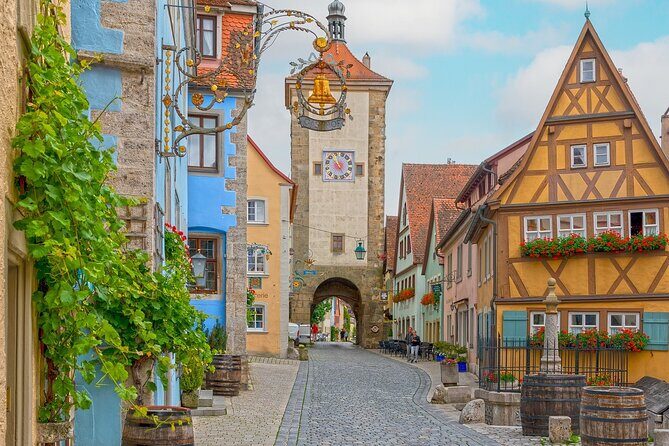 Private tour from Munich to Rothenburg and Harburg - Key highlights at a glance