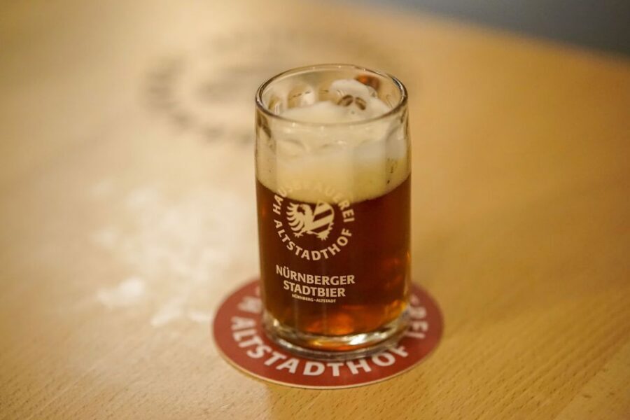 "Rotes Bier" and "Blaue Zipfel". A historical-culinary walk - Key highlights worth showing up for
