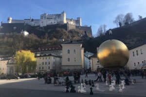 Salzburg Semi-Private Guided Day Tour from Munich with Lunch - Stop 1: Schloss Mirabell and Mirabellgarten (40 Minutes, Photo-Time Included)