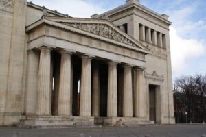 Small-Group 2-Hour Munich and The Third Reich Walking Tour - Odeonsplatz and the 1923 Beer Hall Coup Gun Battle
