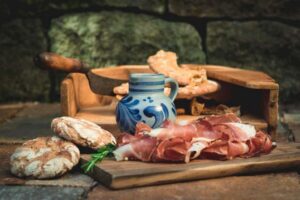 South Tyrolean specialties and wine tasting - What wines you’ll taste: whites first, then reds