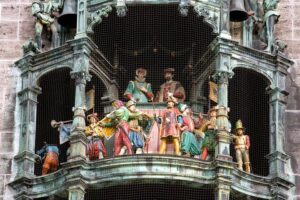 The Old Town Walking Tour: Munich - Frauenkirche: a landmark church stop that anchors everything