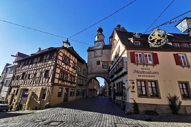Tour to Rothenburg ob der Tauber from Nuremberg in Spanish - Rödertor y las torres: puertas que explican la ciudad de verdad