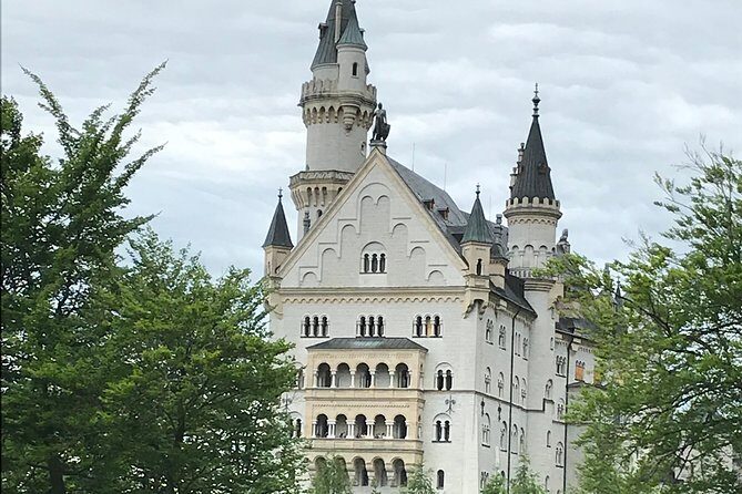 VIP Day Trip Neuschwanstein and Linderhof Castle from Munich - Neuschwanstein Castle: Marienbrücke photos and a ticketed visit